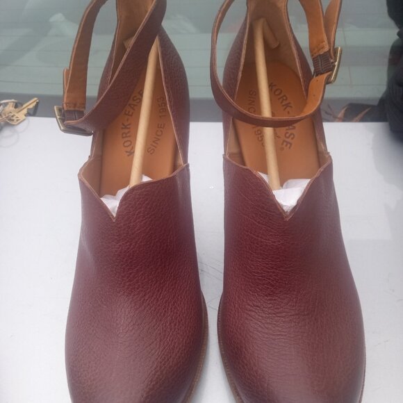 ANTHROPOLOGIE Kork-Ease Paulette Ankle Strap Heels in Burgundy - Size 9.5 - Picture 5 of 5